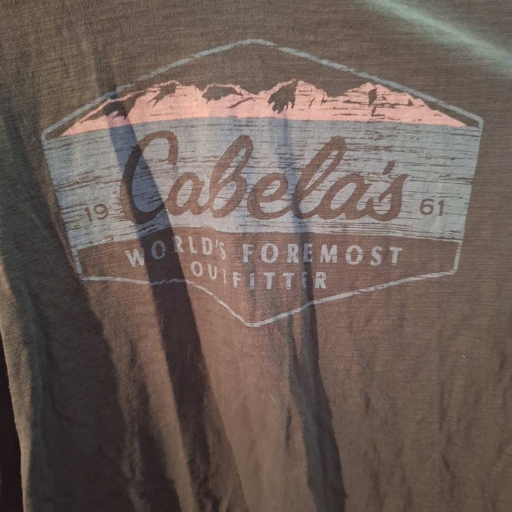 Cabela's Gray Graphic Womans Shirt